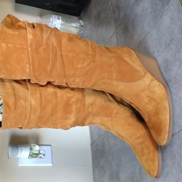 Salvatore Ferragamo Boots - Picture 10 of 11